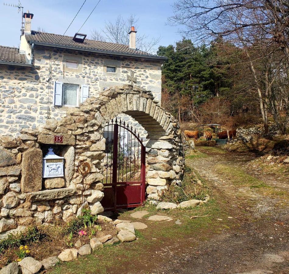 Bed and Breakfast La Chabanade Saint-Pierre-Eynac Екстер'єр фото
